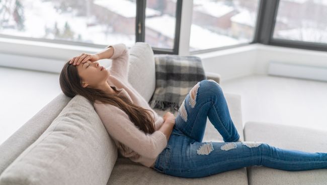 mujer-cansada-dolorida